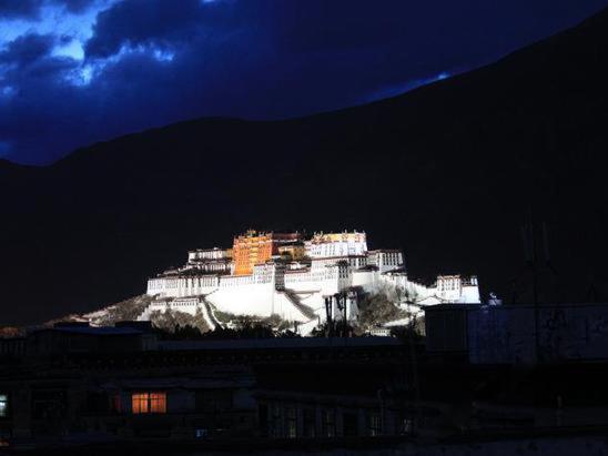 Tashitakge Hotel Lhasa Exterior foto